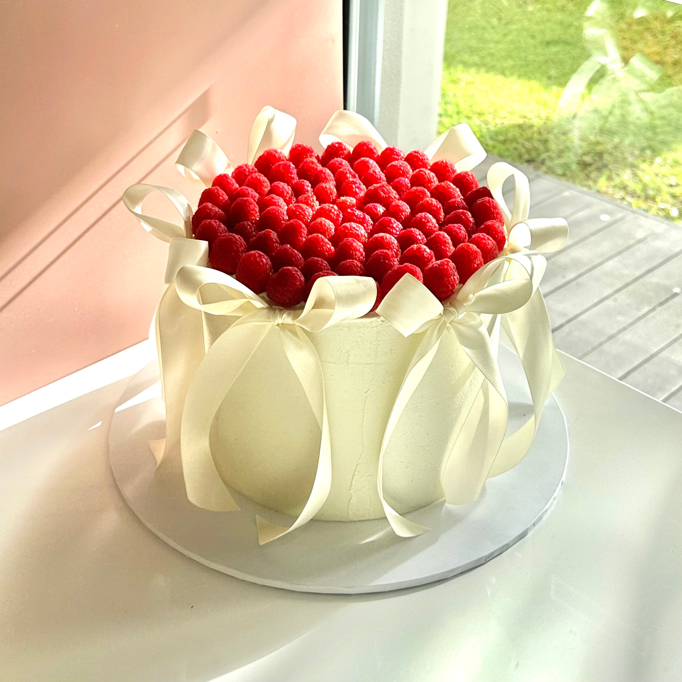 Berry Kiss Cake
